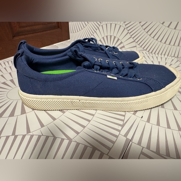 Cariuma OCA Low Blue Women’s 11.5 Men’s‎ 10 Excellent Condition - Picture 7 of 8